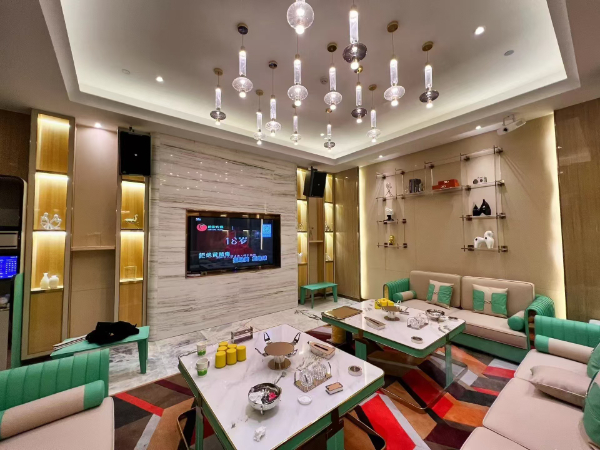 青岛市KTV预订快捷方便_ 深夜订房网